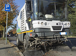 Controlli sul rispetto dei previsti divieti di sosta durante le operazioni di pulizia delle strade