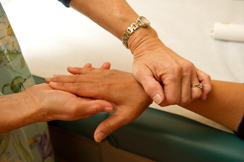 Insieme per la prevenzione: screening gratuito della prevenzione ecografica – TIROIDE